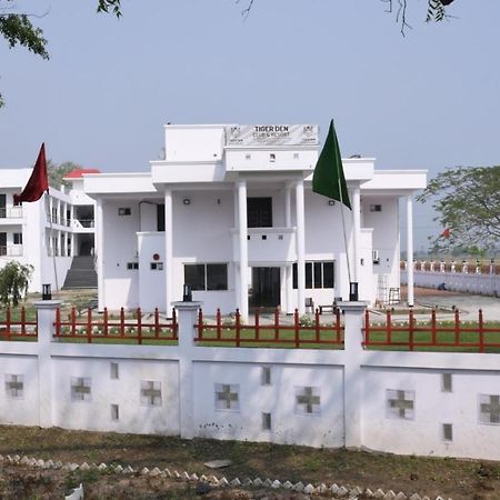 Tiger Den Club & Resort Palia Kalan 외부 사진